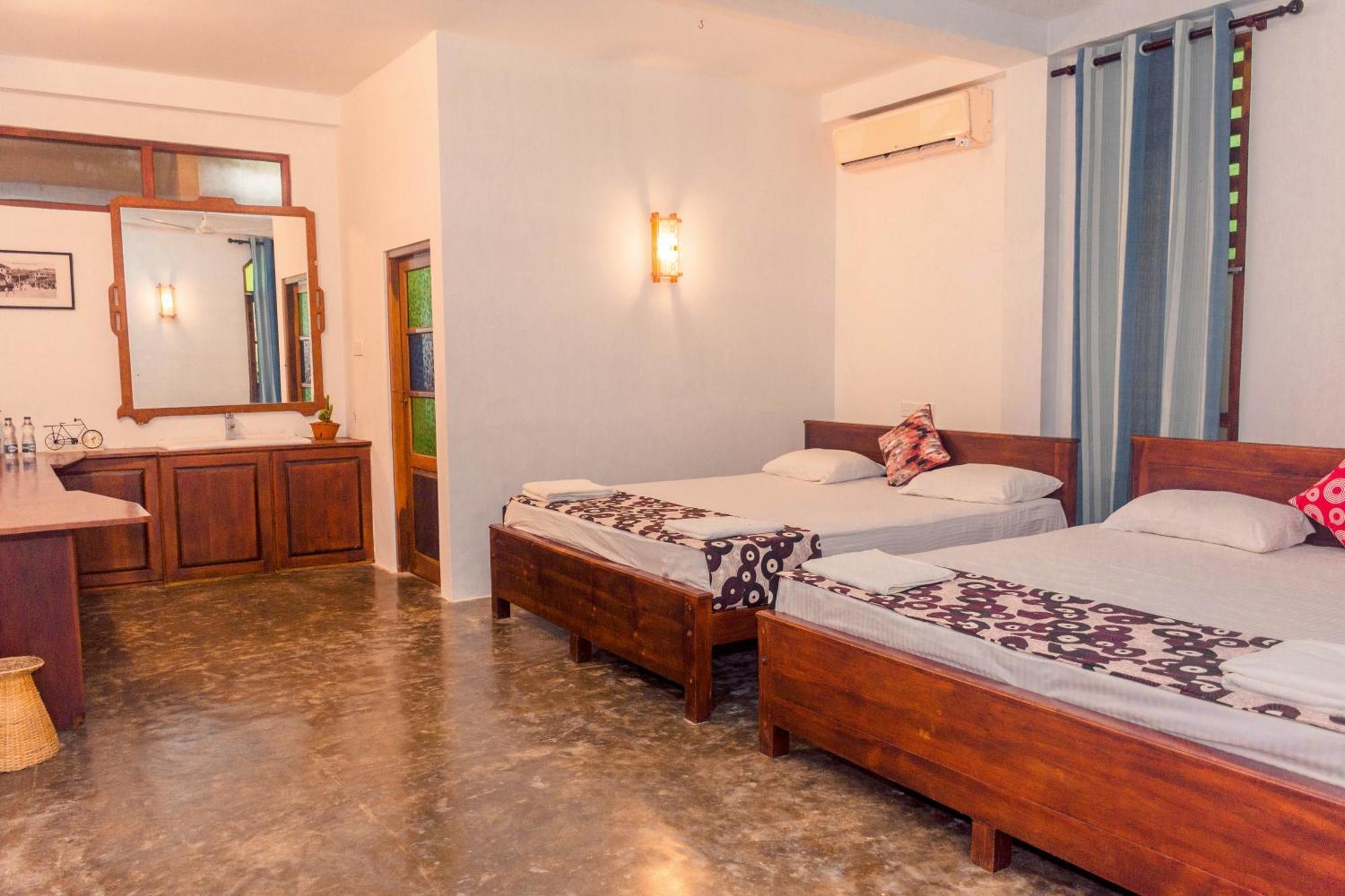 Harmony Beach Resort Тангалла Экстерьер фото