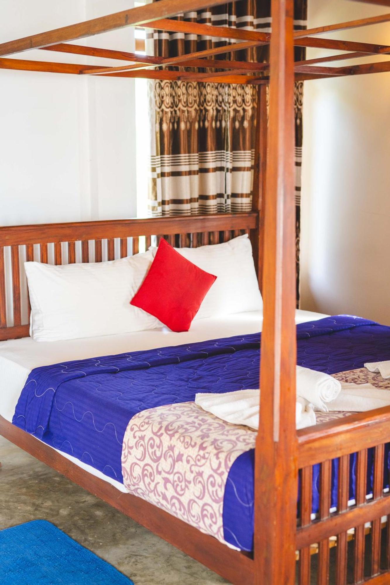 Harmony Beach Resort Тангалла Экстерьер фото