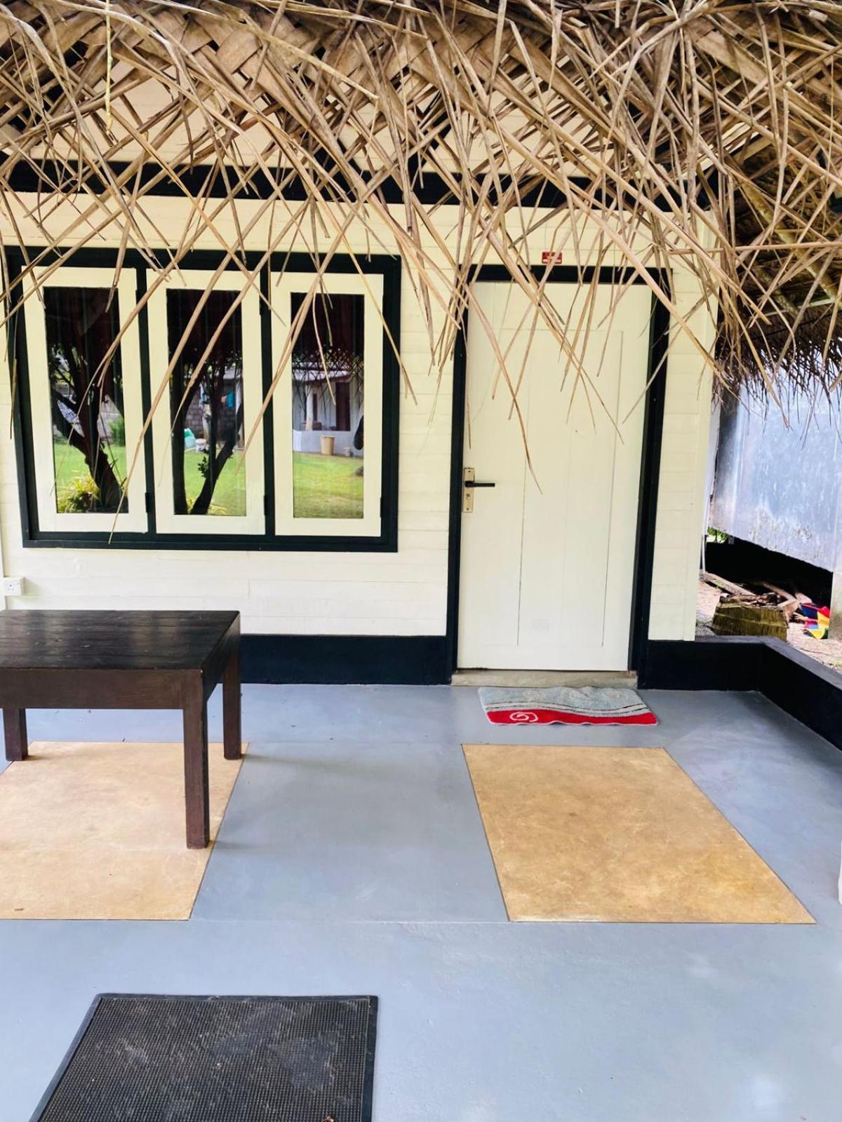 Harmony Beach Resort Тангалла Экстерьер фото