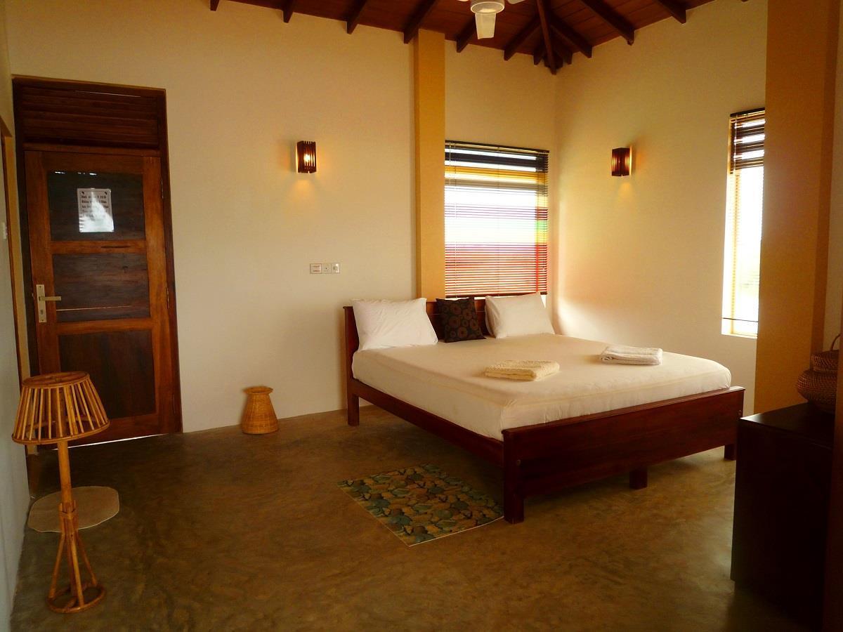 Harmony Beach Resort Тангалла Экстерьер фото
