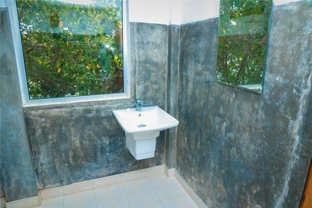 Harmony Beach Resort Тангалла Экстерьер фото
