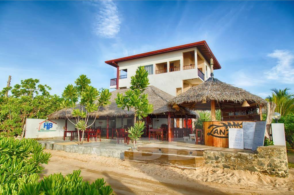 Harmony Beach Resort Тангалла Экстерьер фото